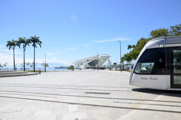 O VLT é uma ótima opção para chegar na Praça Mauá (Foto: Alexandre Macieira/Riotur)