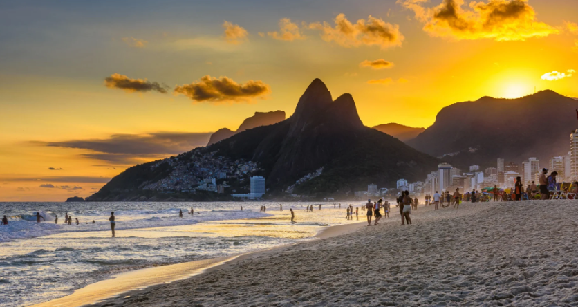 Praia de Ipanema foto reprodução da Internet