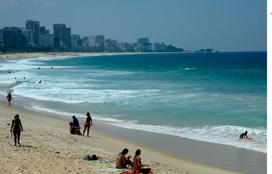 Praia foto Agência Brasil Tânia Rêgo