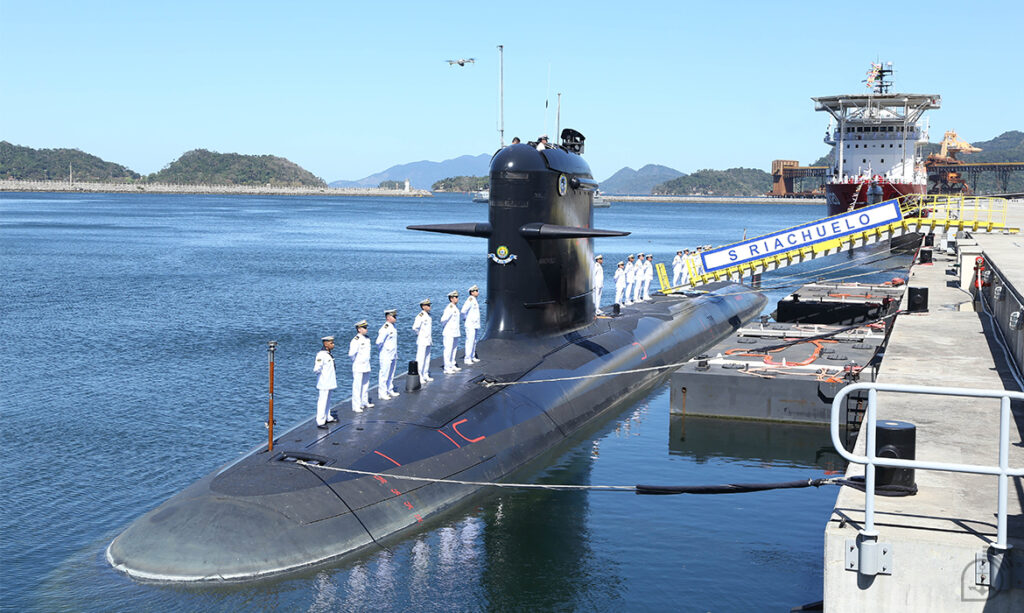 Submarino S40 Riachuelo Entrega