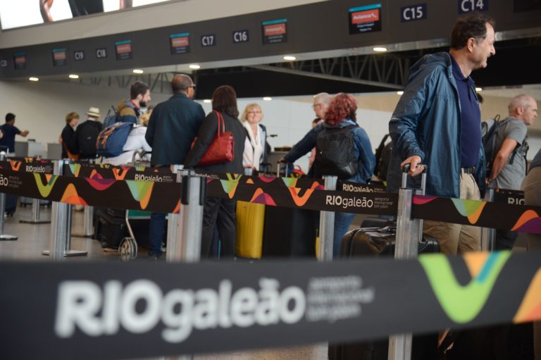 aeroporto do galeão fila