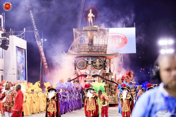 Desfile de Carnaval da Unidos do Viradouro em 2018